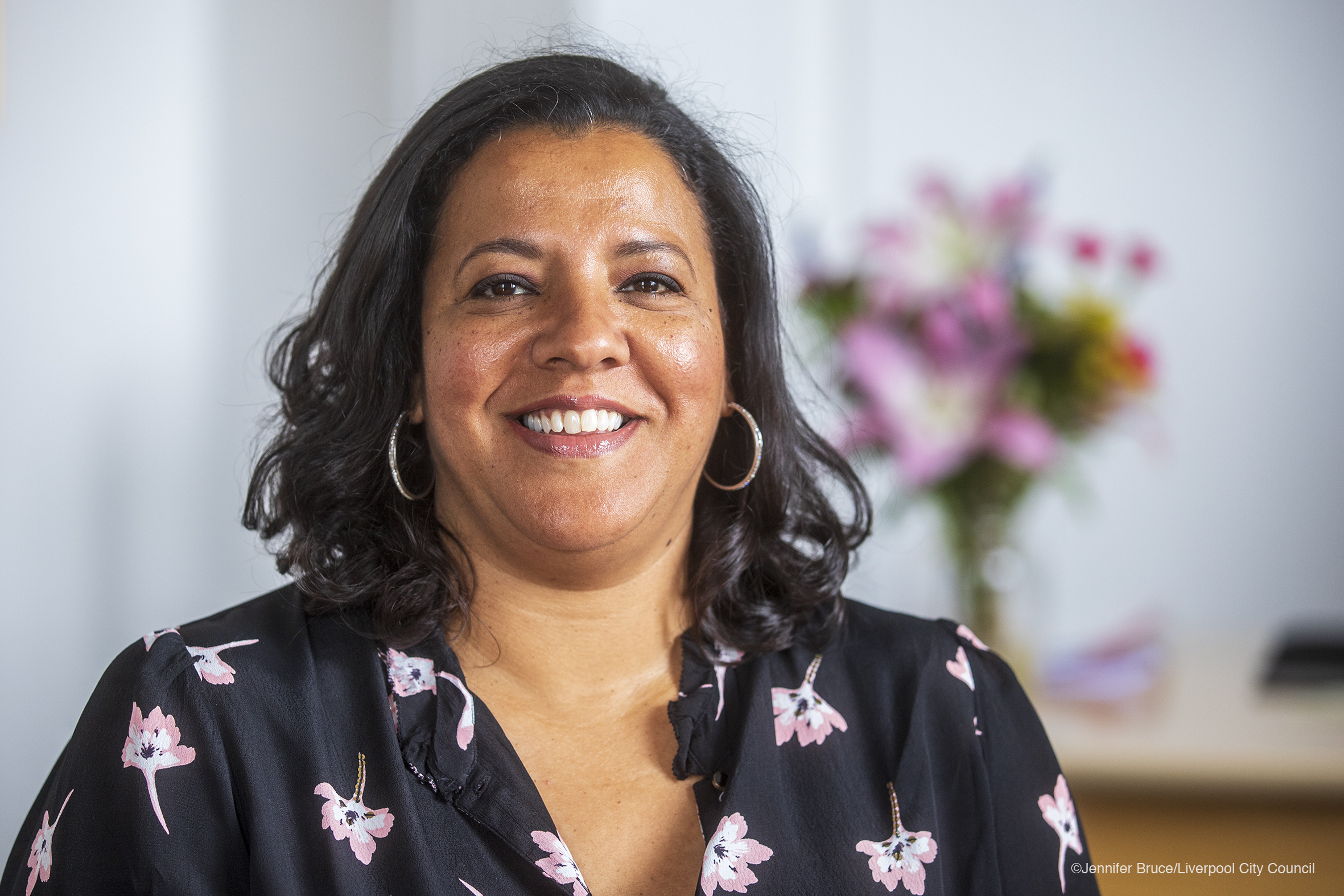 Head and shoulders photo of Mayor Joanne Anderson