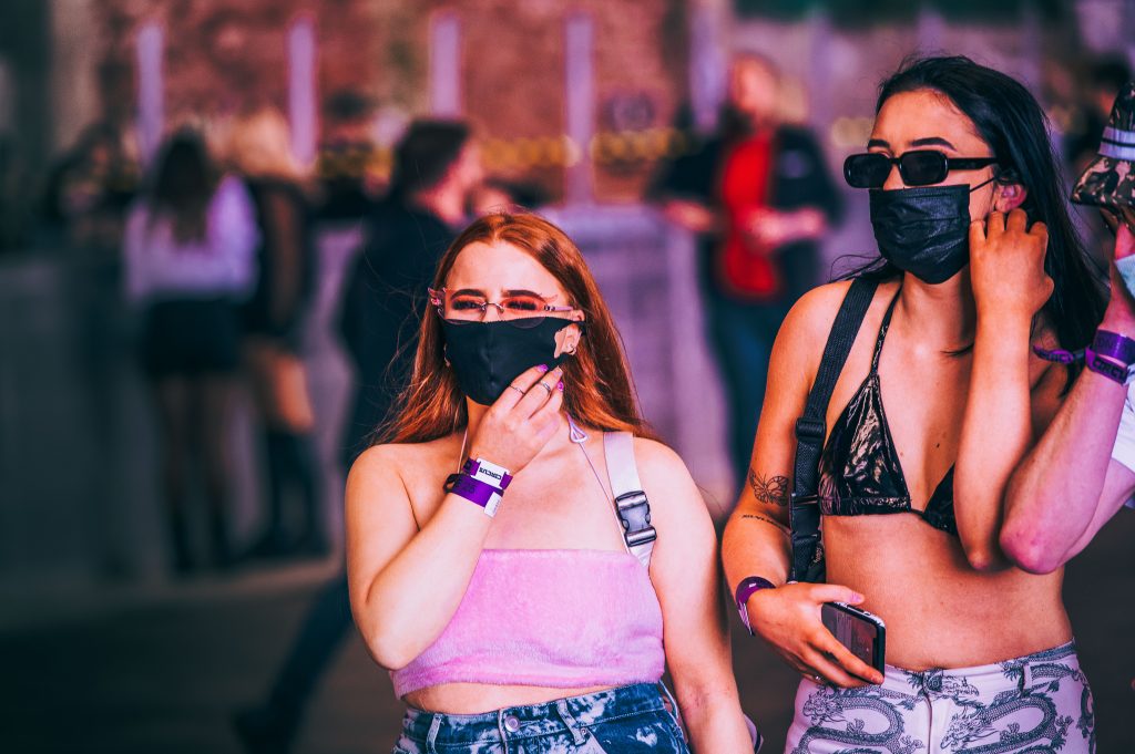 Ravers start to arrive for the first dance